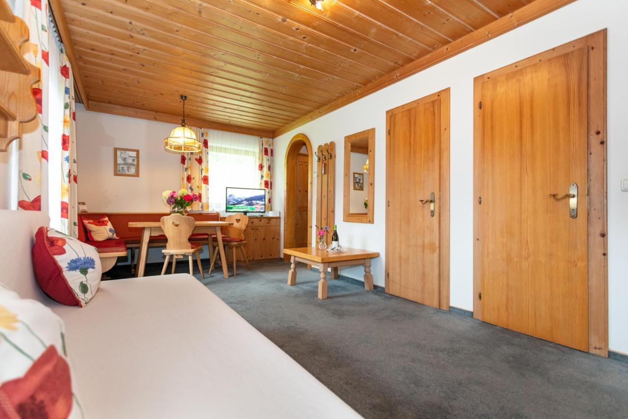Landhaus Rohregger Neukirchen am Großvenediger Exterior foto